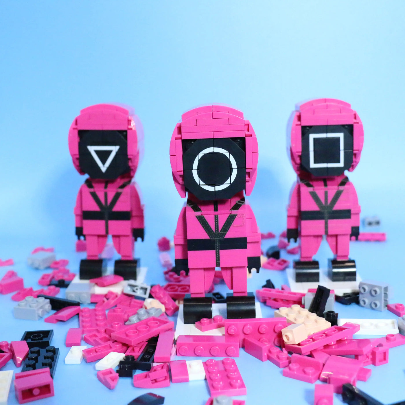Popal Squid Game Guard Minifigure Set - 3-Piece Collectible Figures 549 pcs