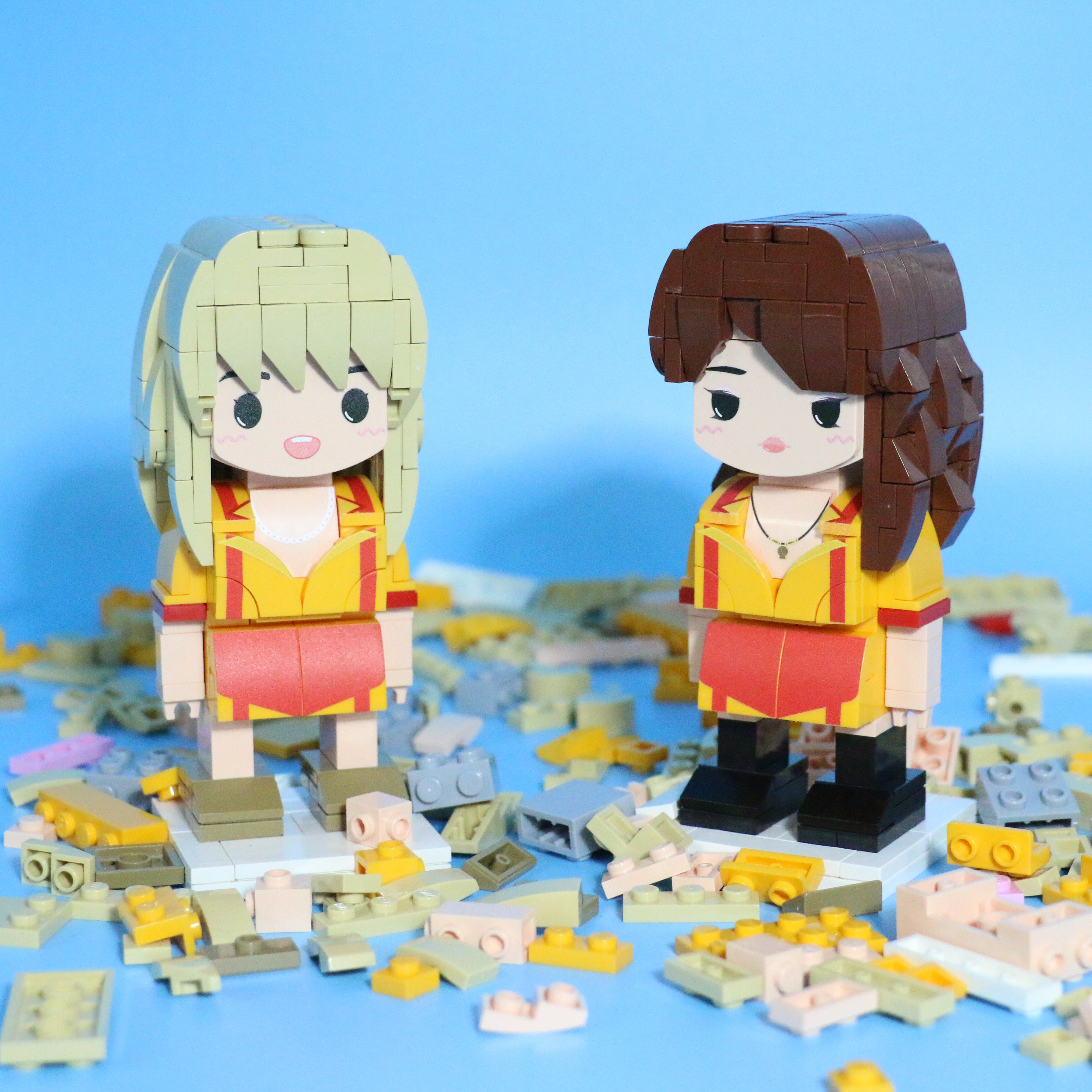 Popal 2 Broke Girls Minifig Set - Max & Caroline Collectible Figures 439 Pcs